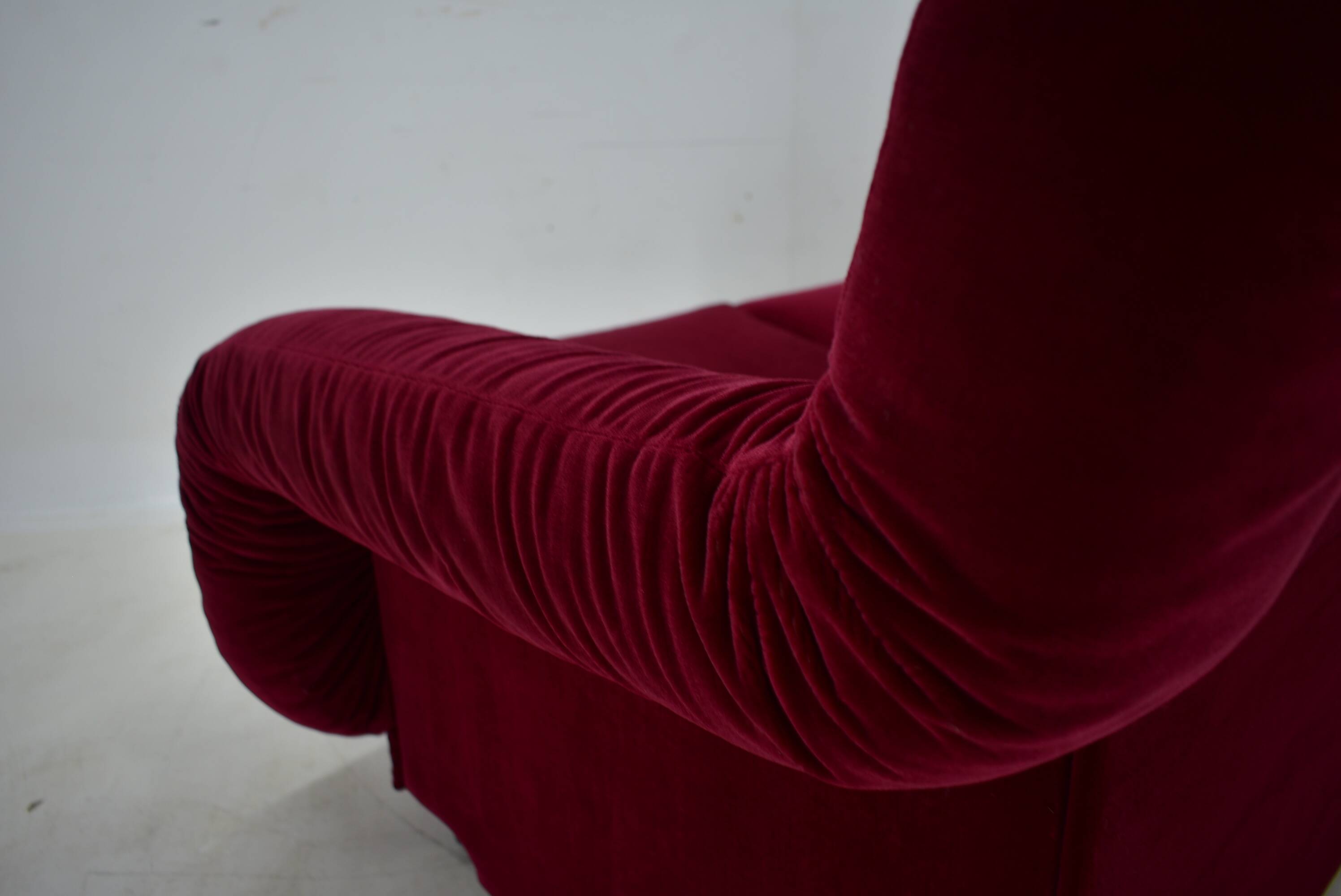 Two-seater canapé, rare from the 1970s, Italy.