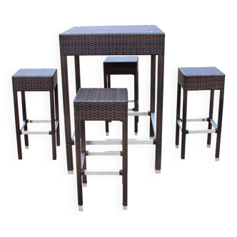 Garden furniture a standing table and 4 stools