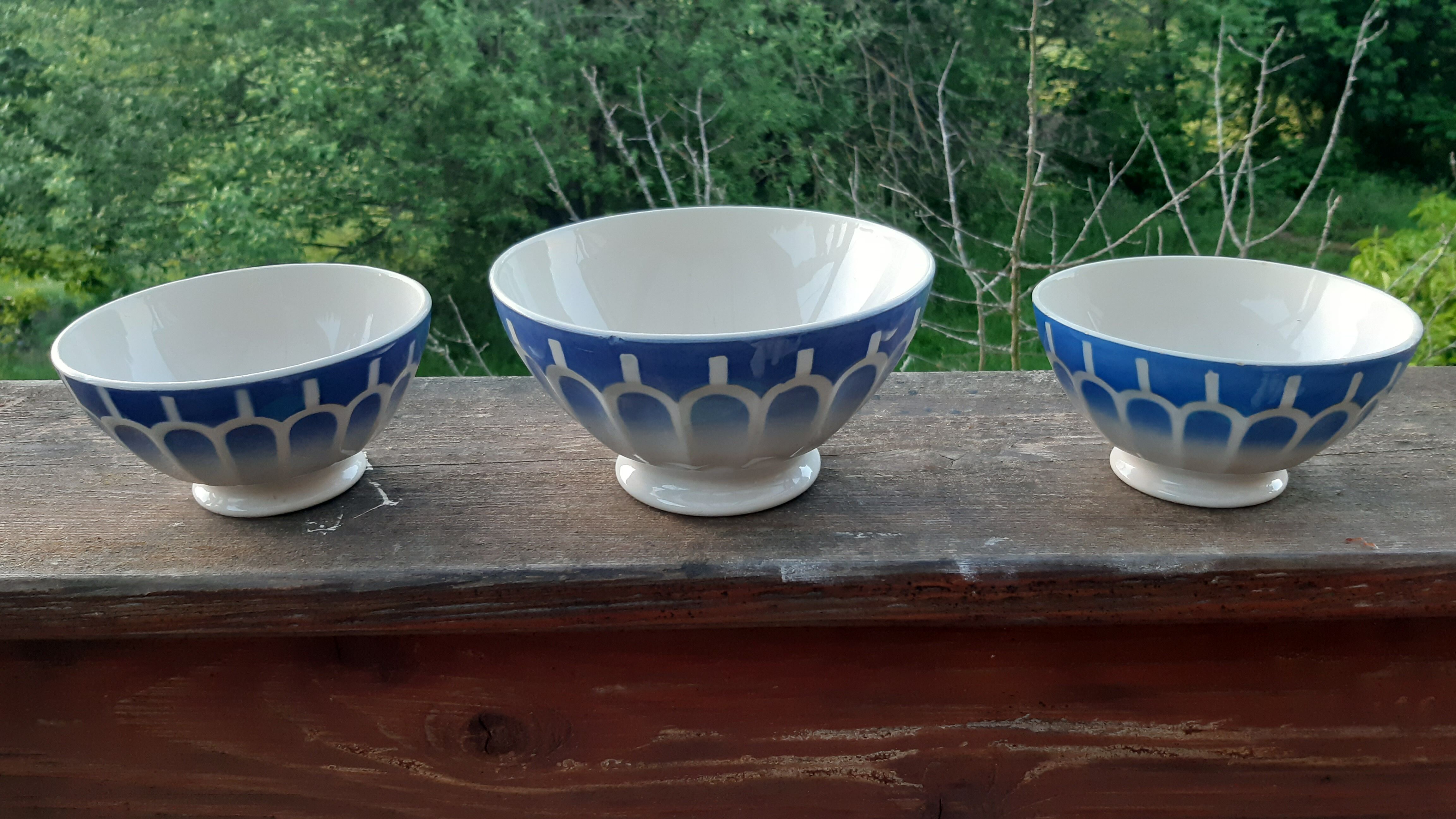 Old bowls, set of 3