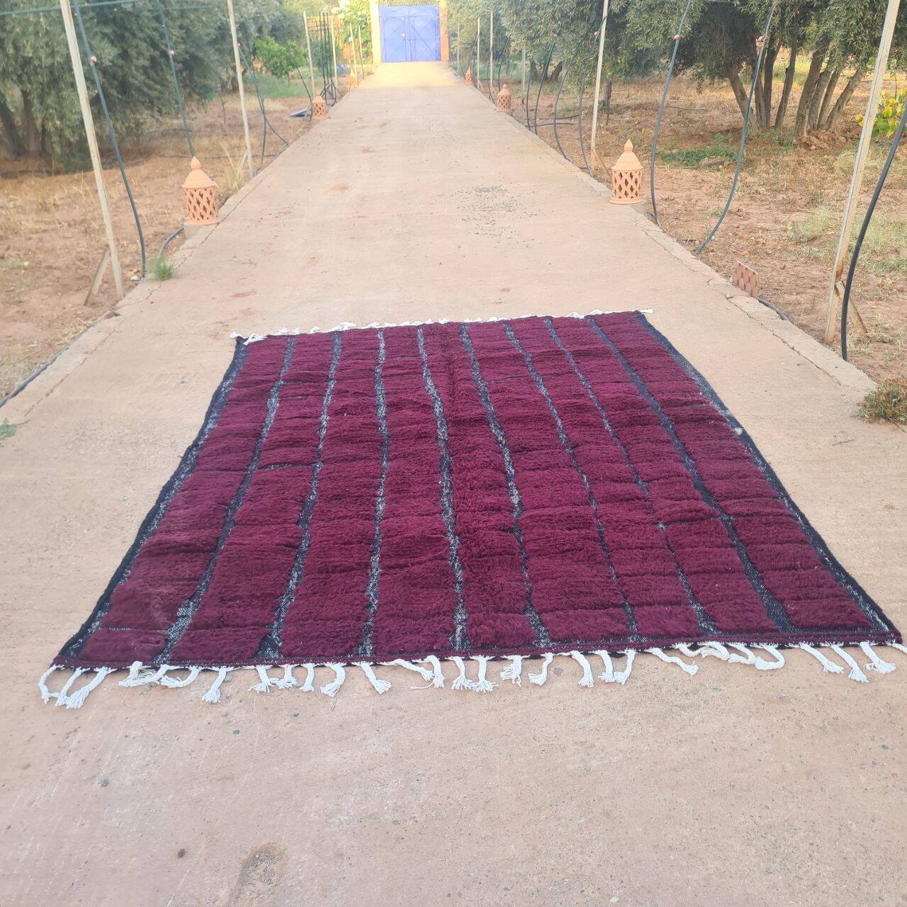 Handmade Moroccan Berber rug 300 x 200 cm