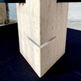 Coffee table in the Artedi style.