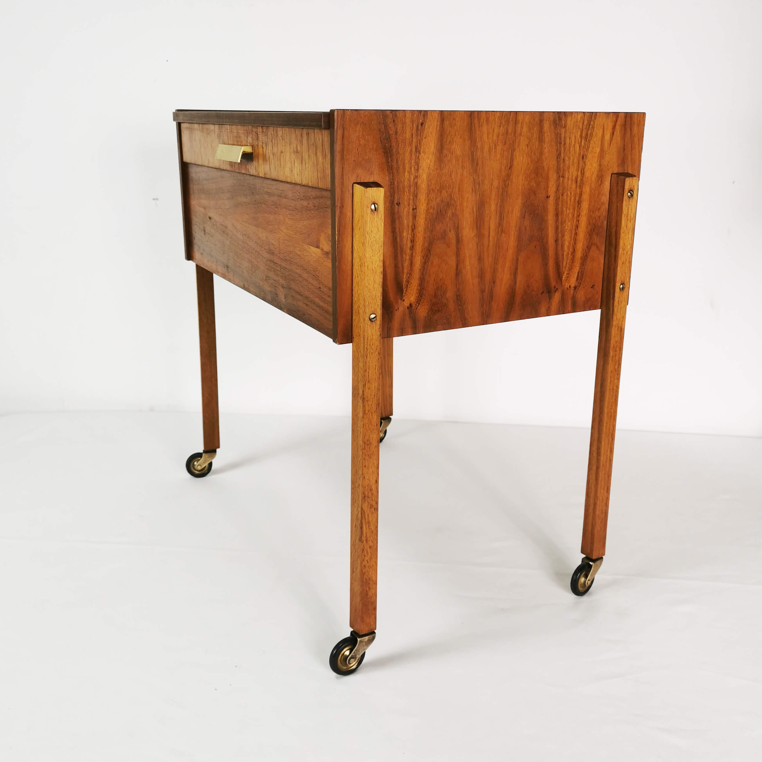 Mobile cabinet, thread, Germany, 1970s