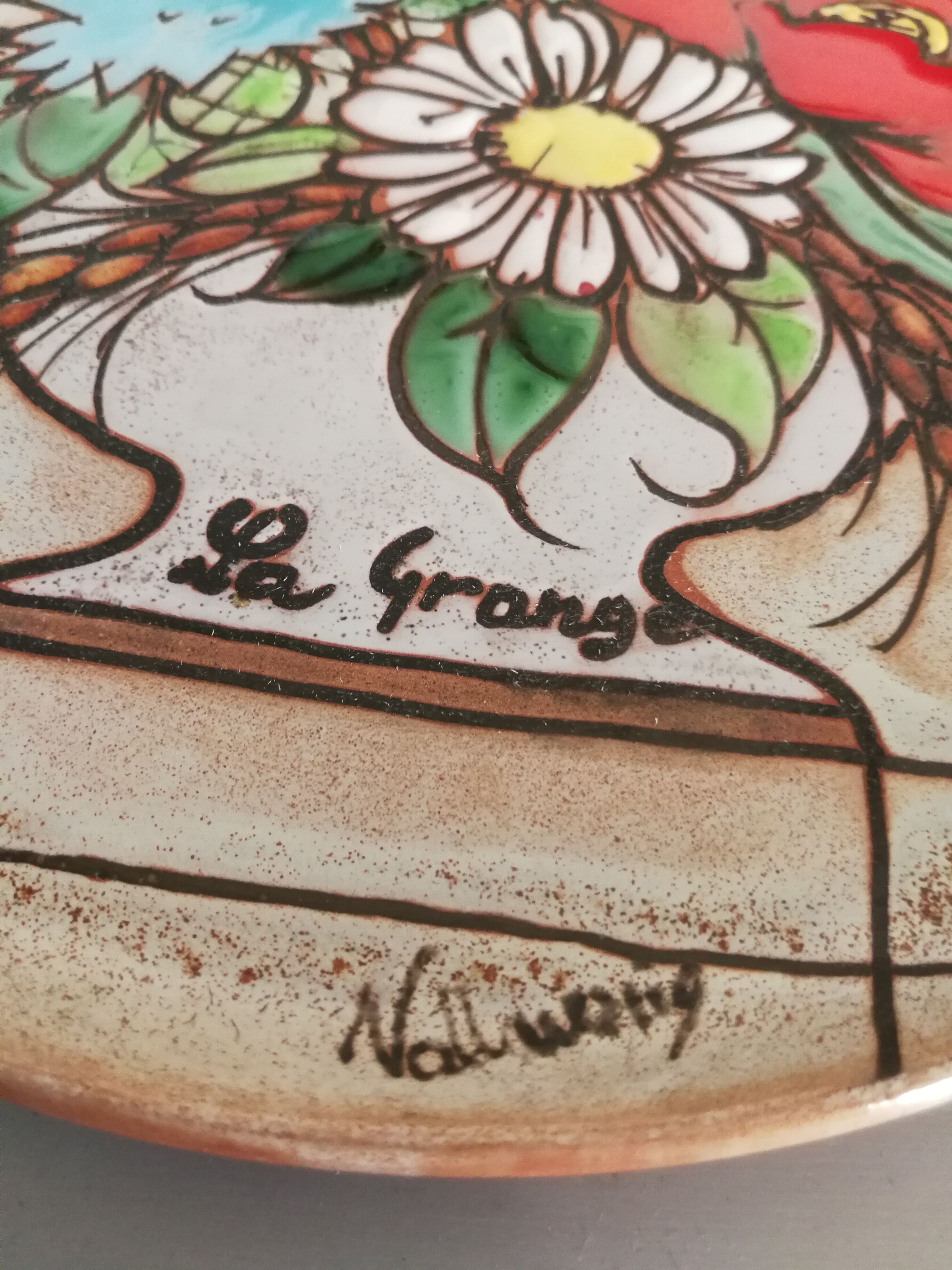 Plate vallauris '' la grange'' flowers