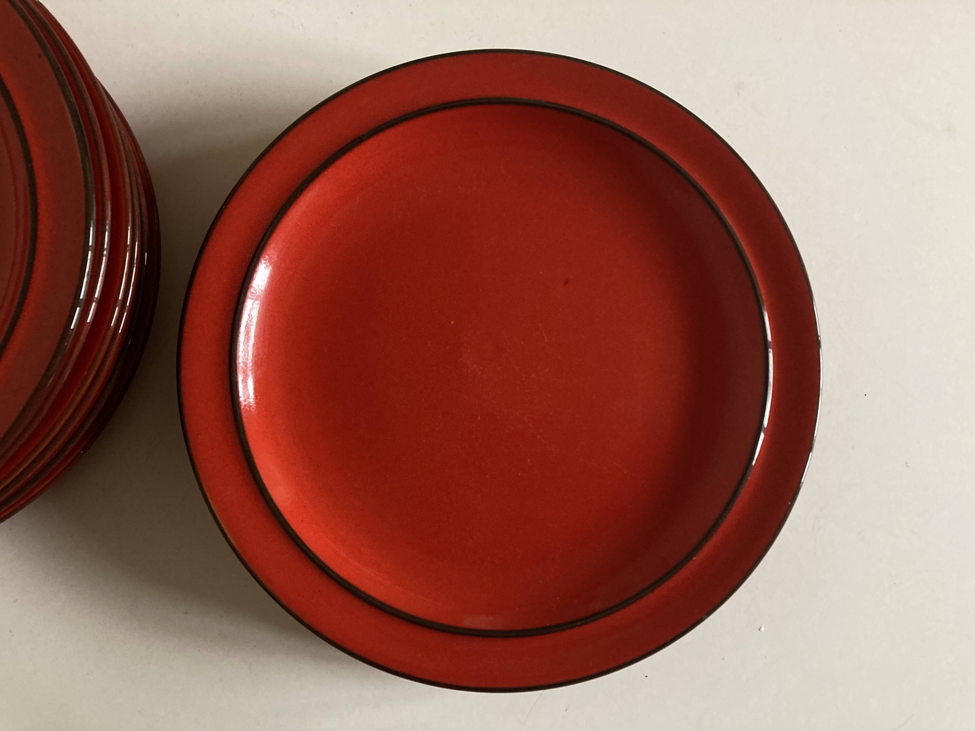 Set of 10 plates Hertha Bengtson Rosenthal 1970 in red stoneware.