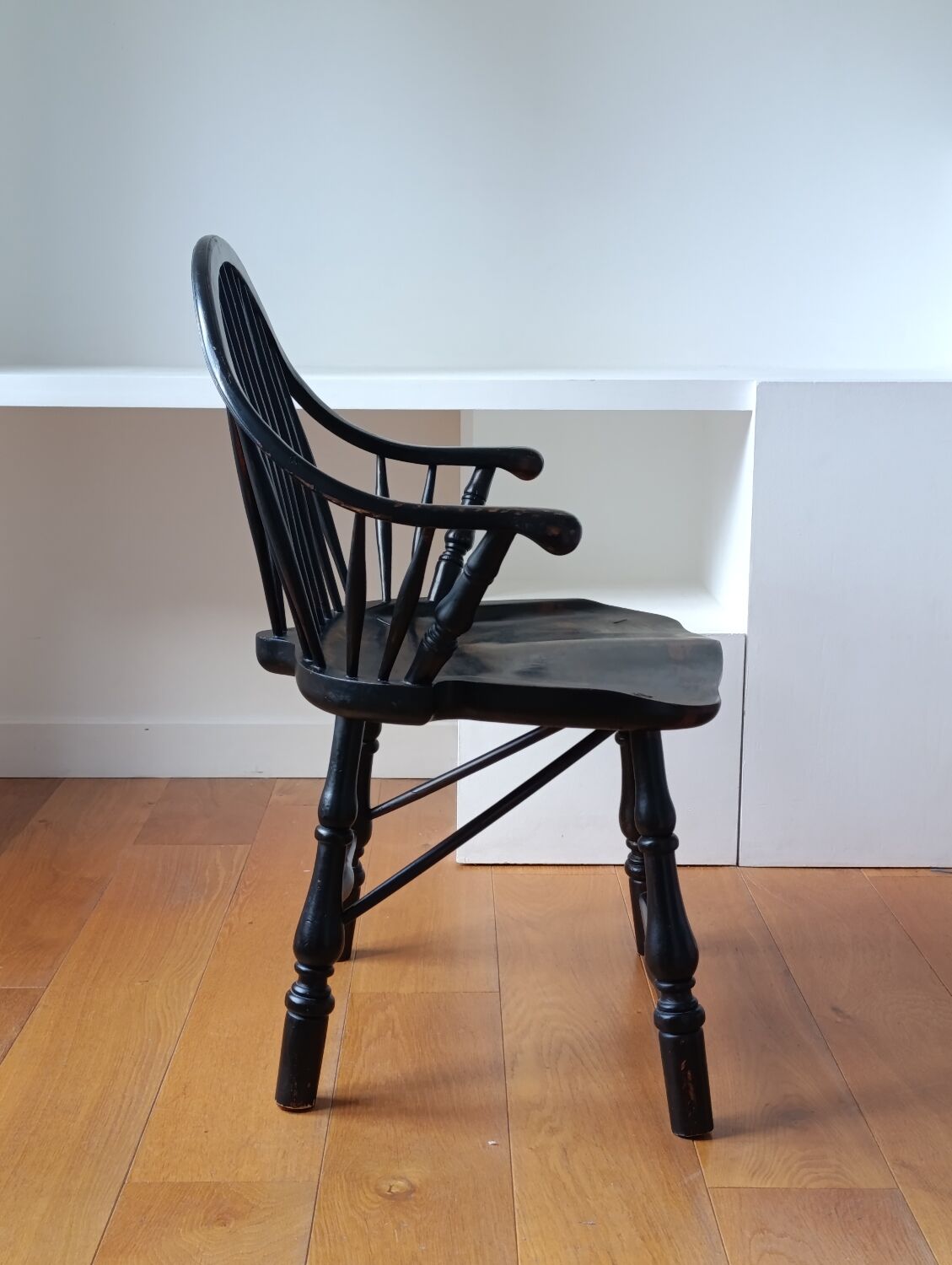 Windsor chair