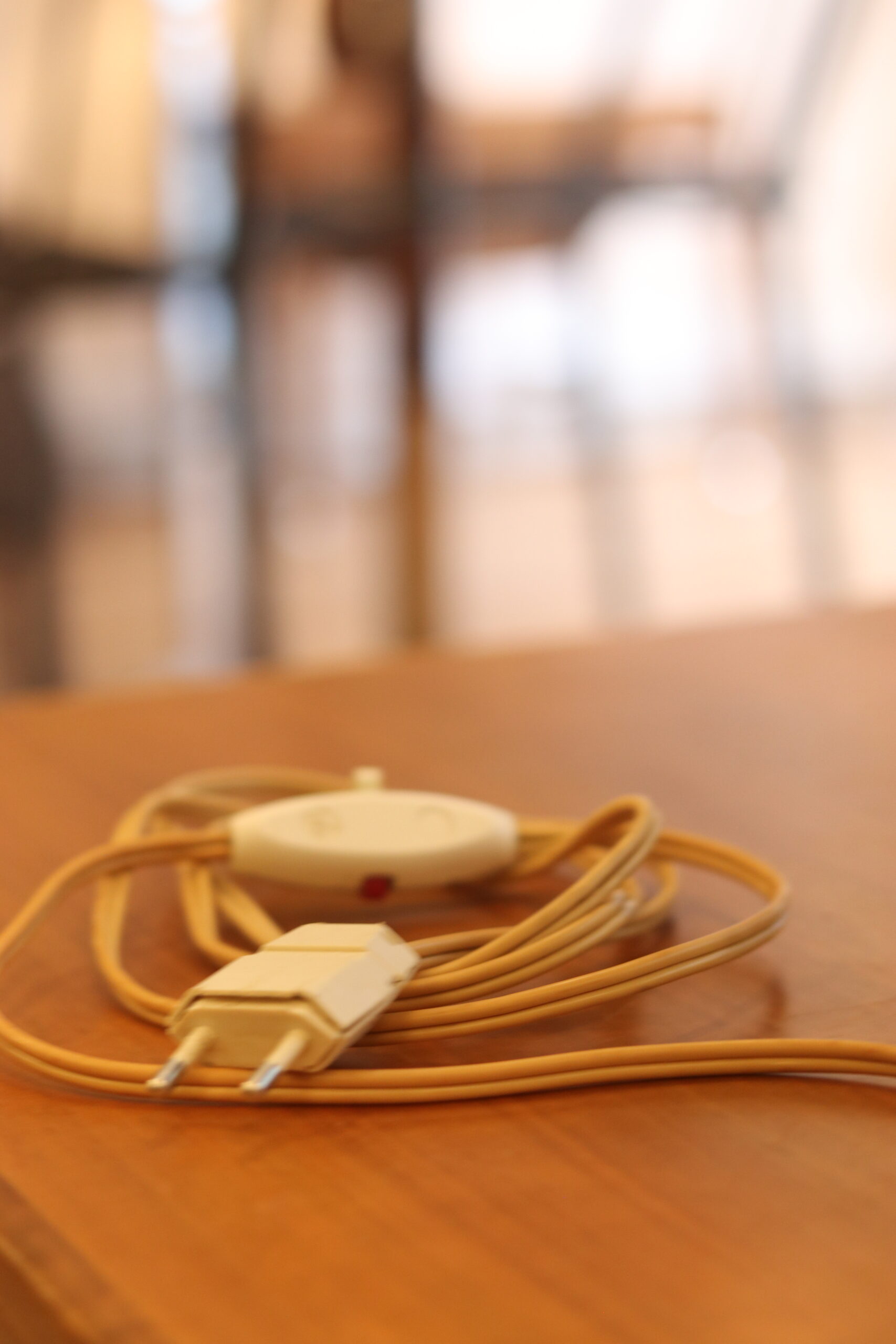 Table lamp "Bijou" designed by Louis Kalff for Philips