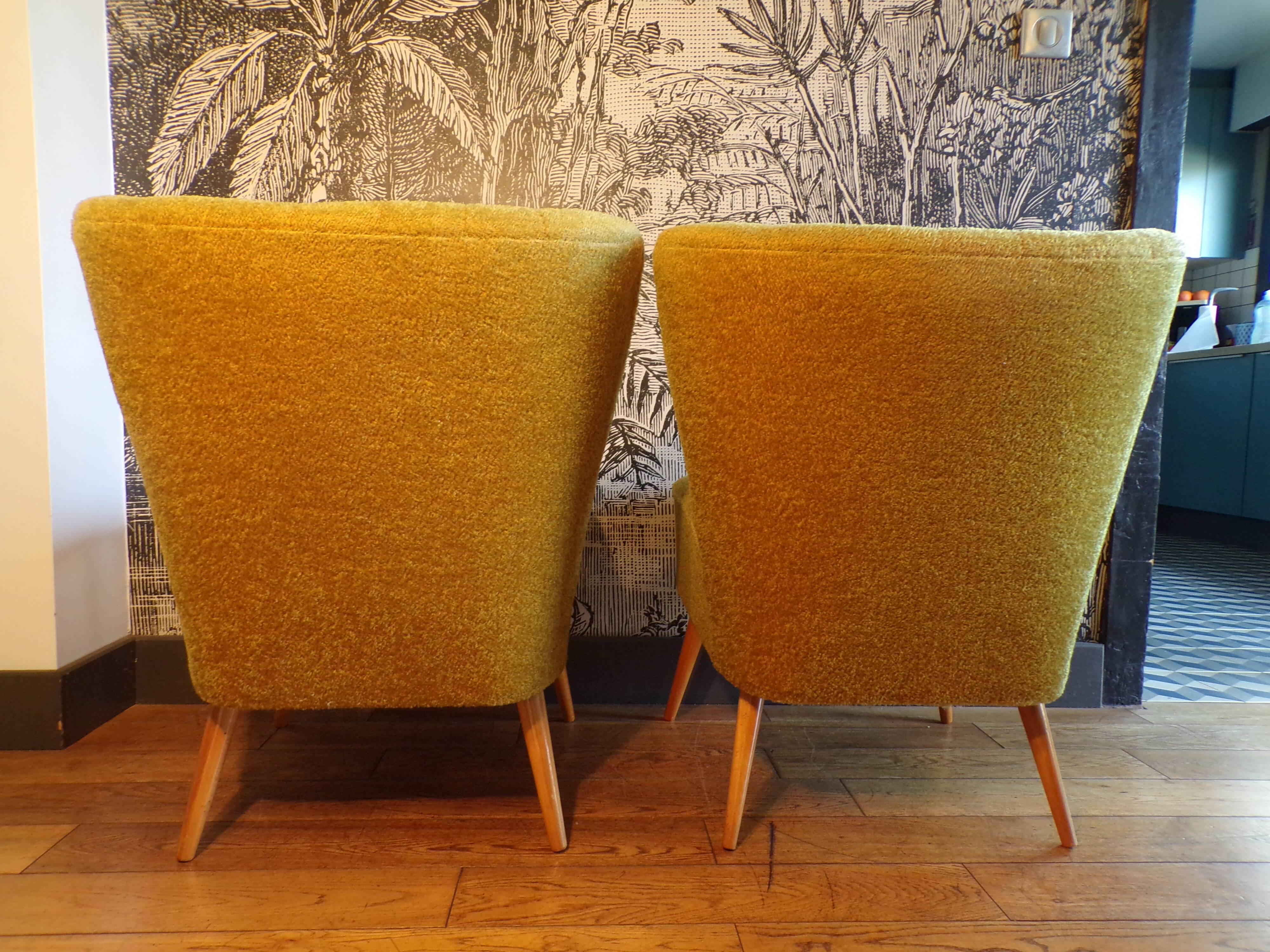 Pair of cocktail armchairs