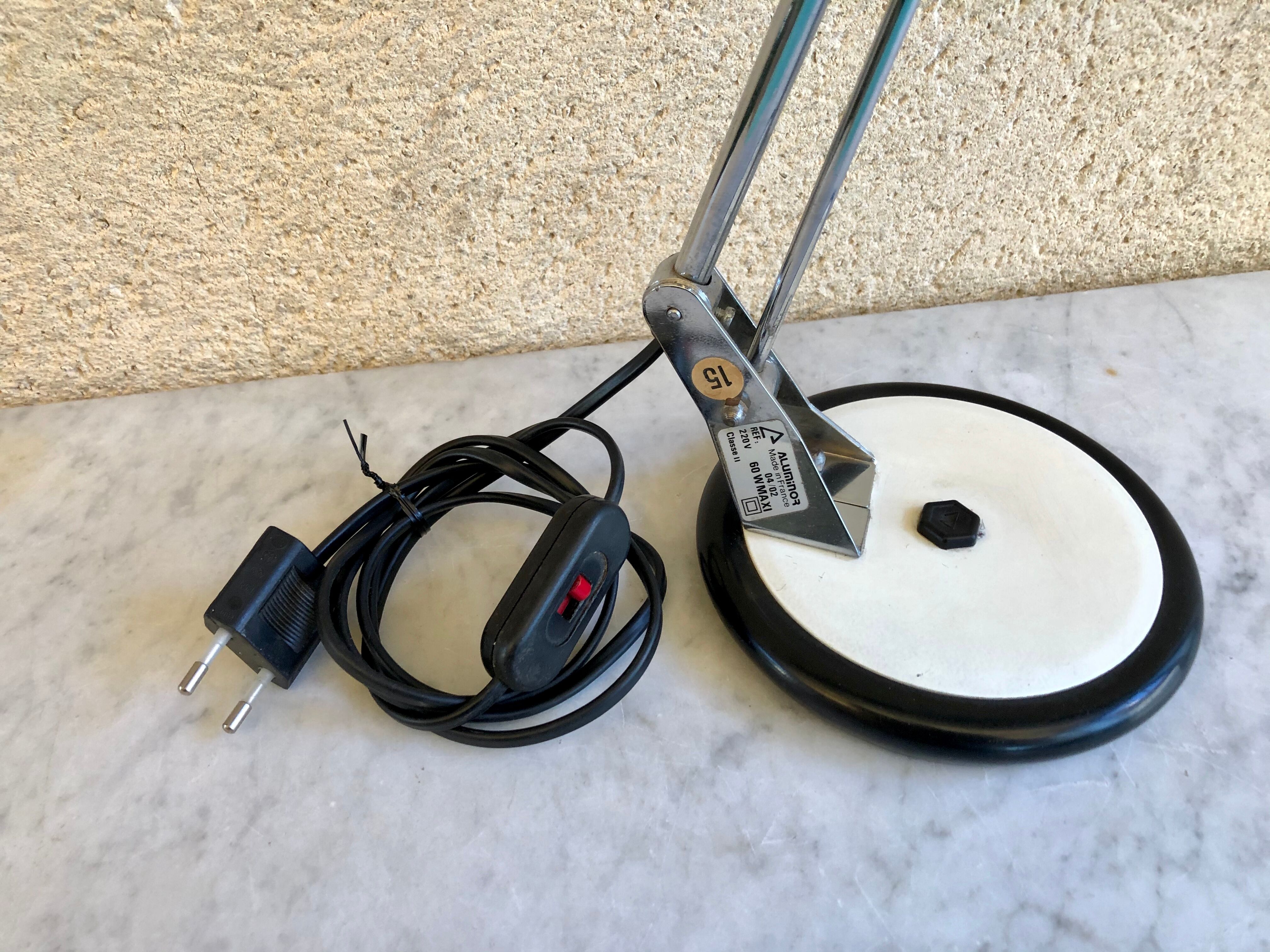 Aluminor 70s articulated desk lamp