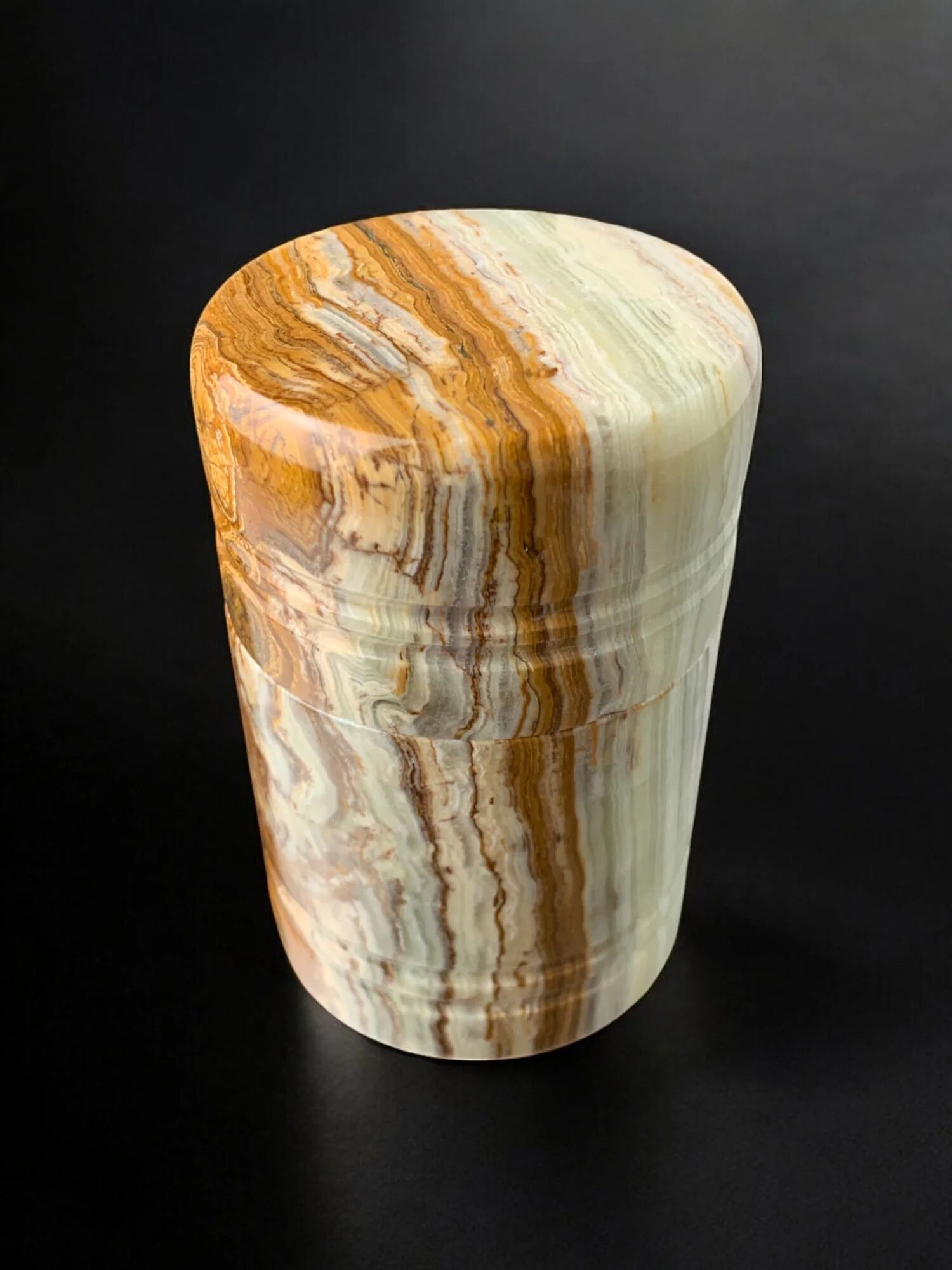 Mid-century onyx cigarette box, Italy, 1970s