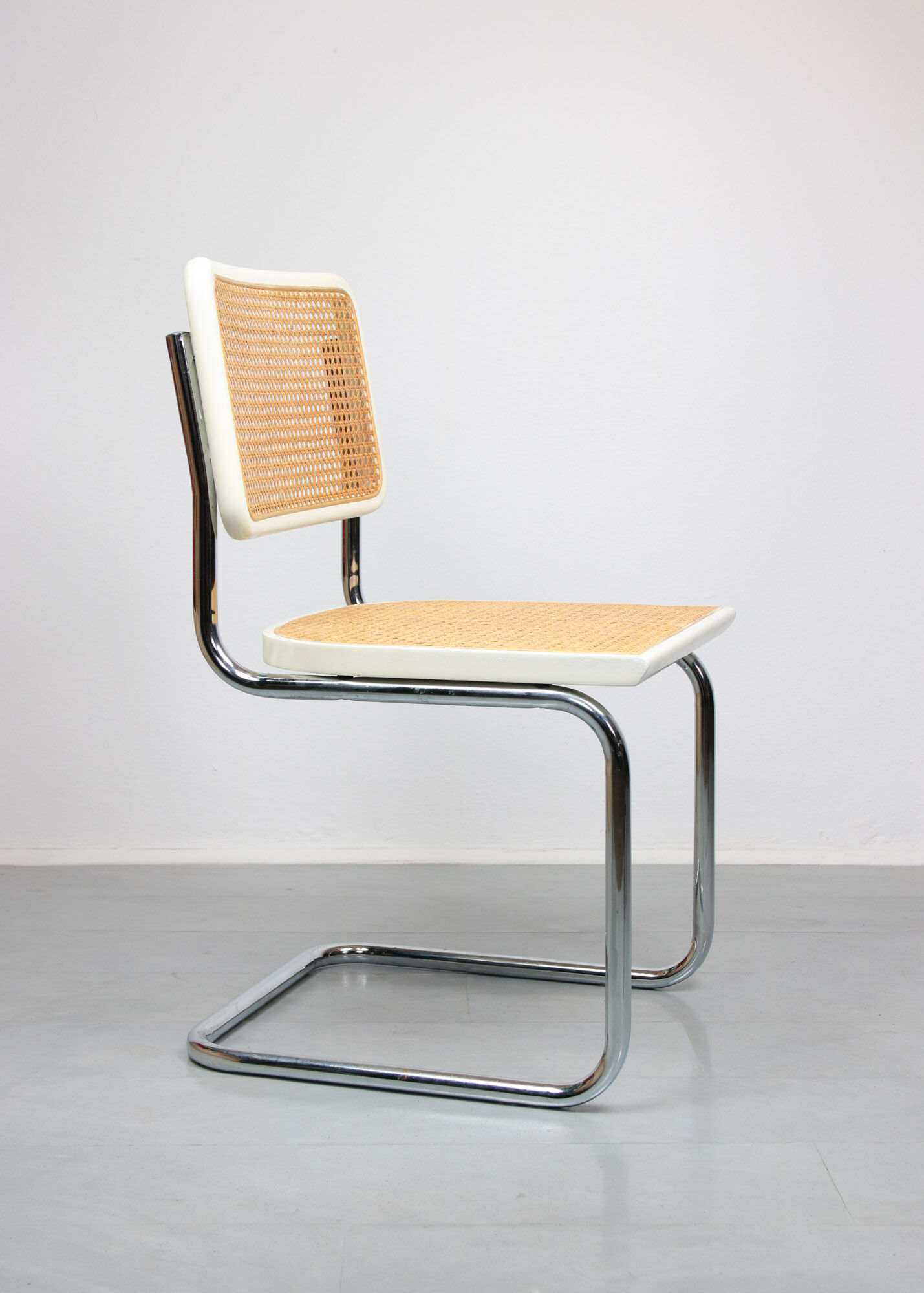 Pair of s32 tubular chairs by Marcel Breuer, 1960