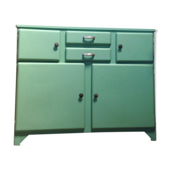 Vintage buffet mado green water