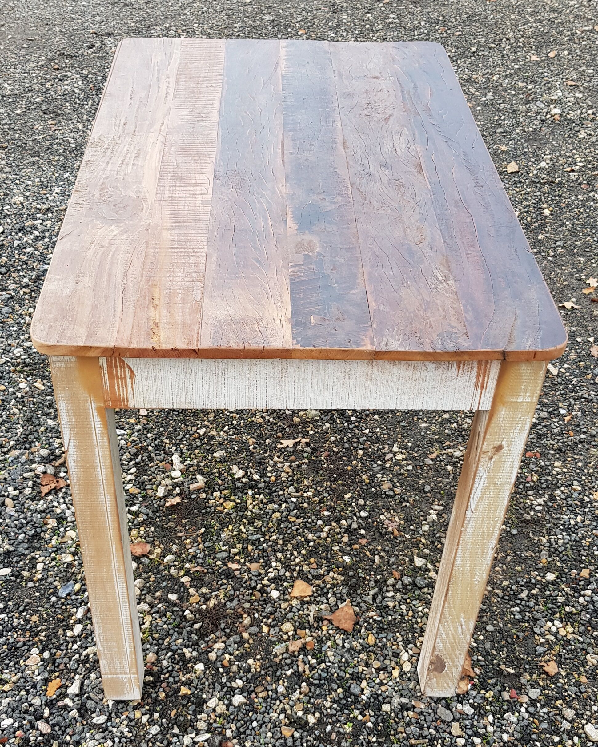 Kitchen dining table