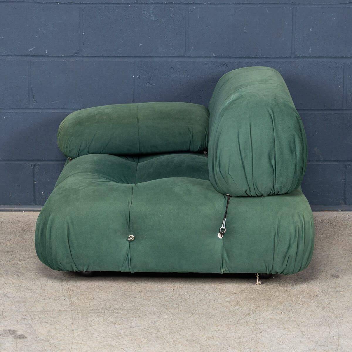 Retro "Camaleonda" armchair in green fabric, 20th-century style.