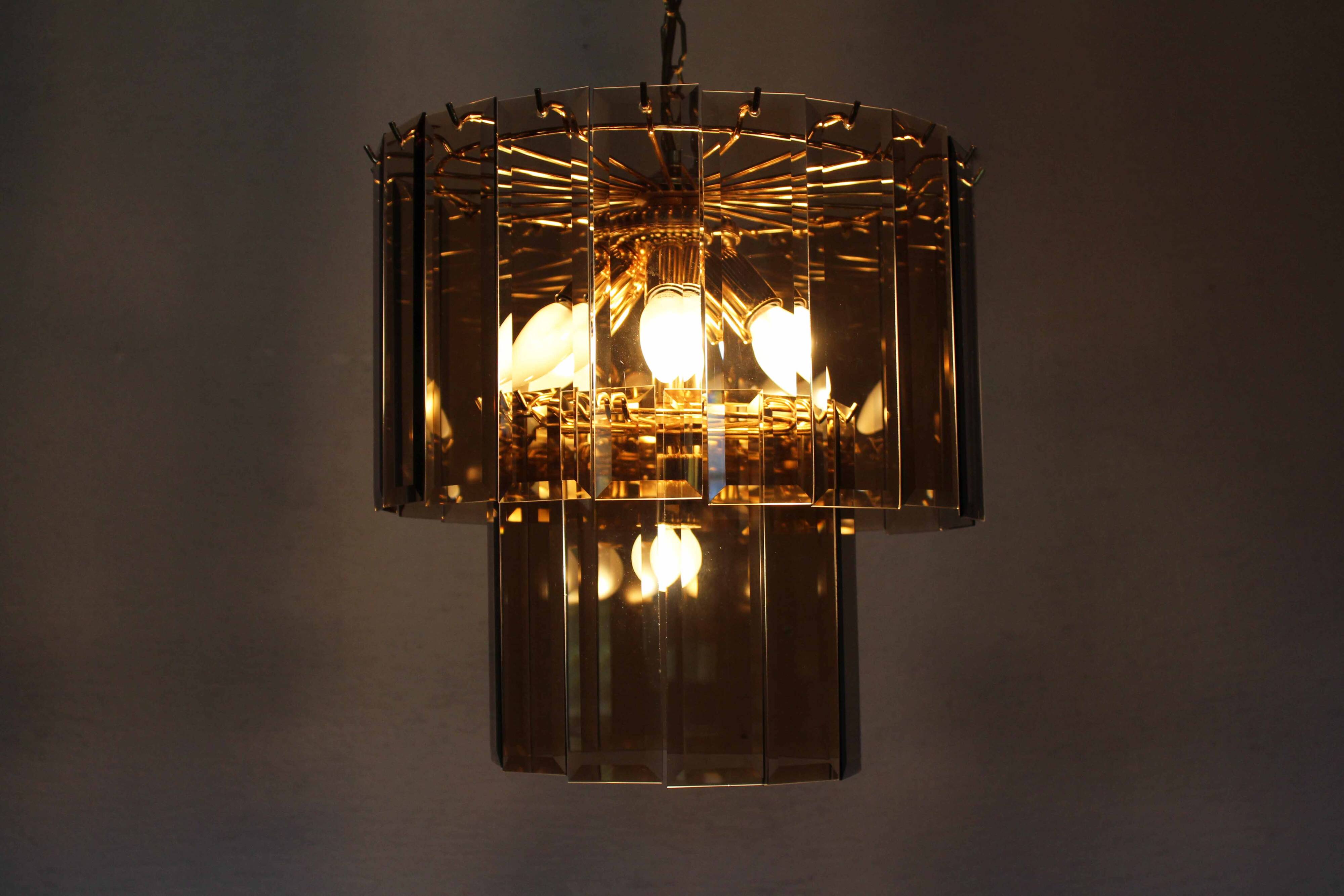 Italian chandelier in brass and beveled glass