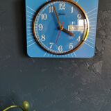 Horloge formica vintage pendule murale silencieuse rectangulaire "Carrez bleu"