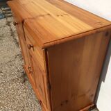 Low 80s pine buffet