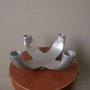 bougeoir chandelier candélabre en aluminium métal argenté objet de décoration scandinave
