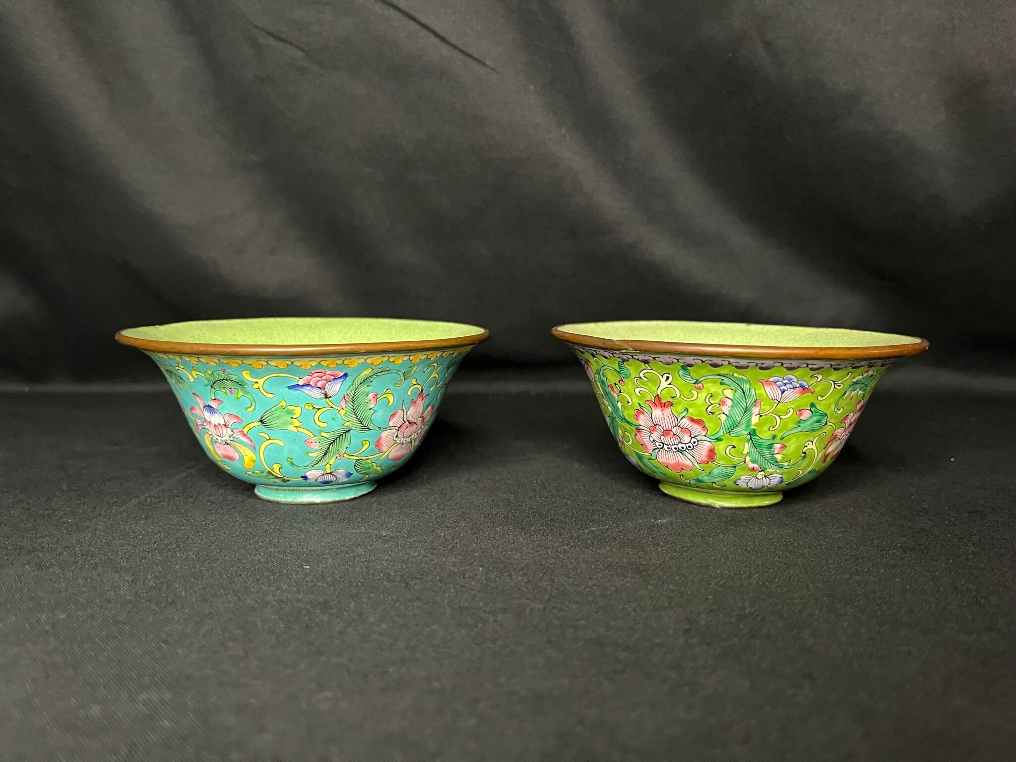Two chinese bowls
