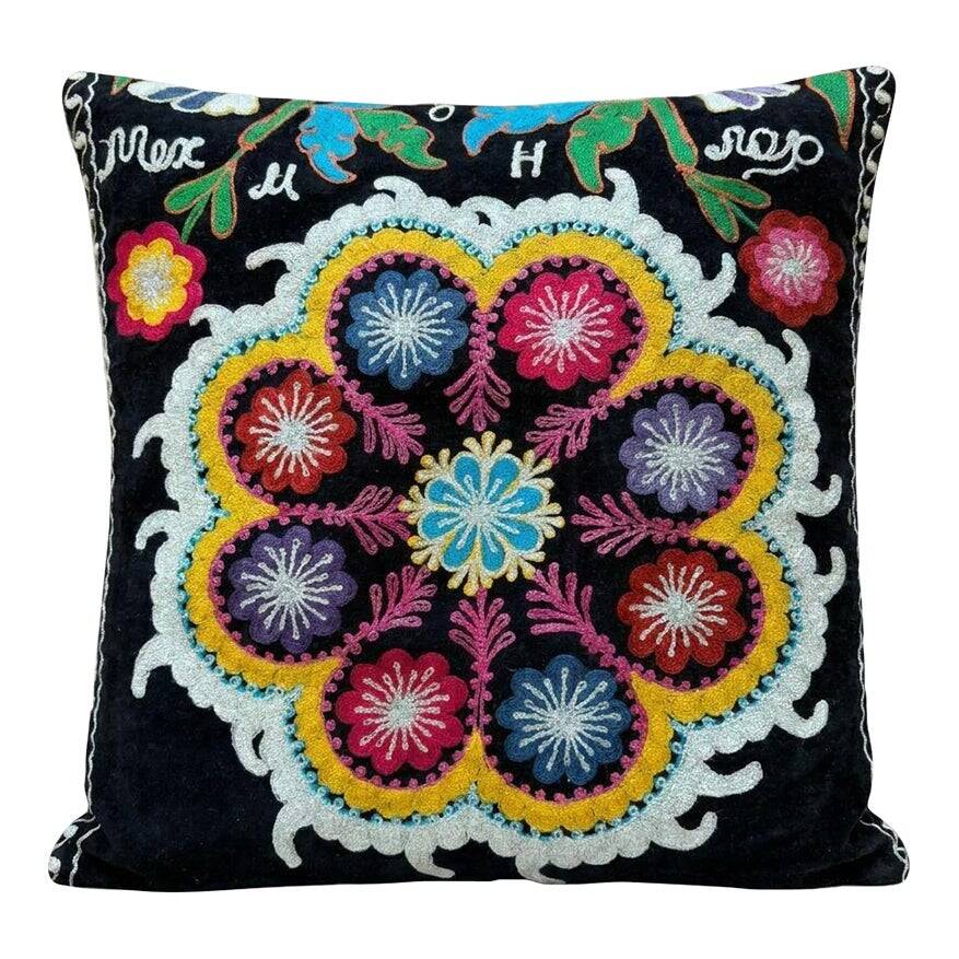Vintage embroidered cushion cover 43x46 cm