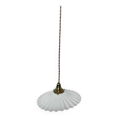 Suspension vintage abat jour opaline plissé fils dorés douille griffe