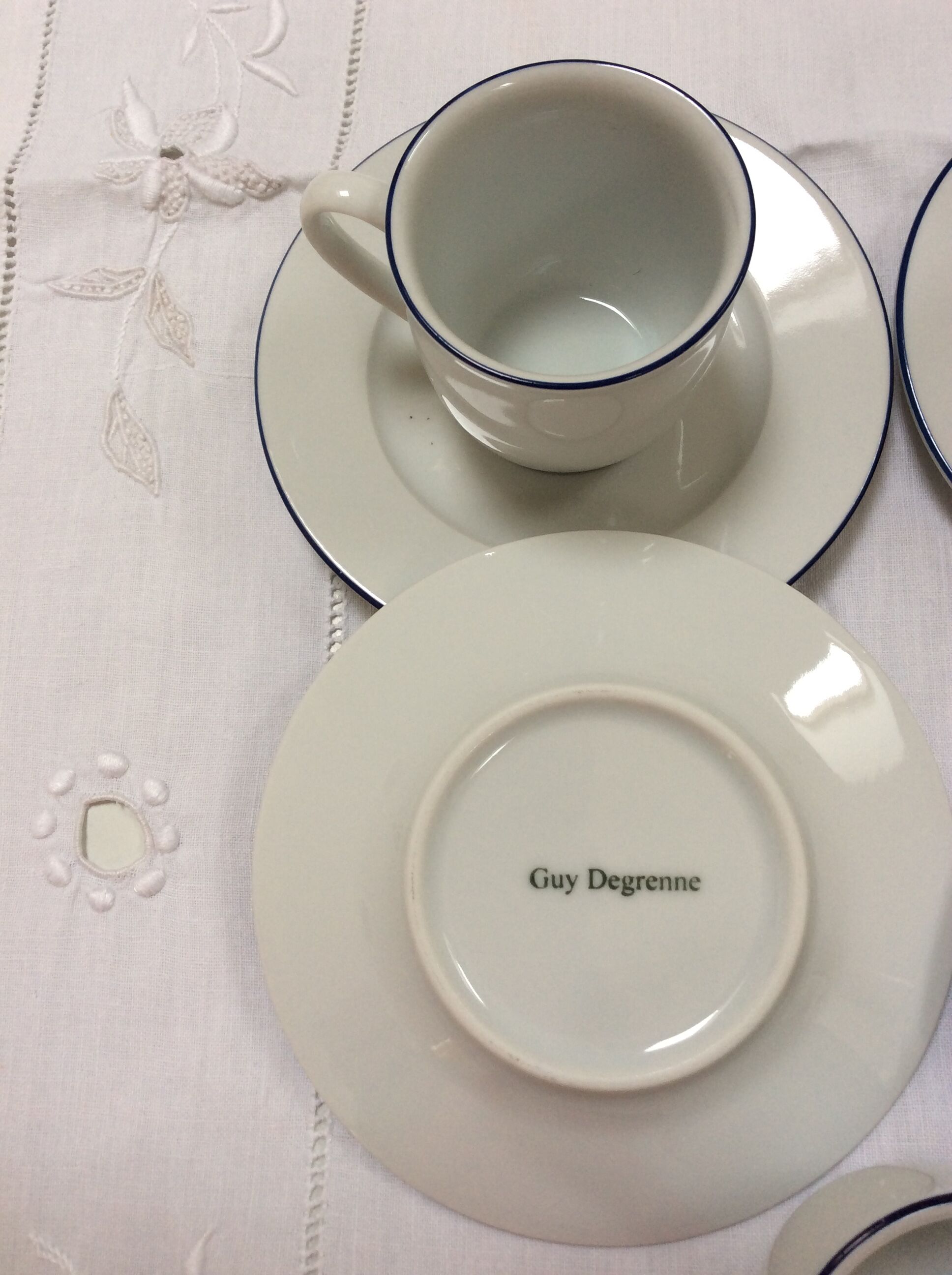 Elegant service to coffee Guy Degrenne