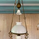 Suspension kerosene lamp