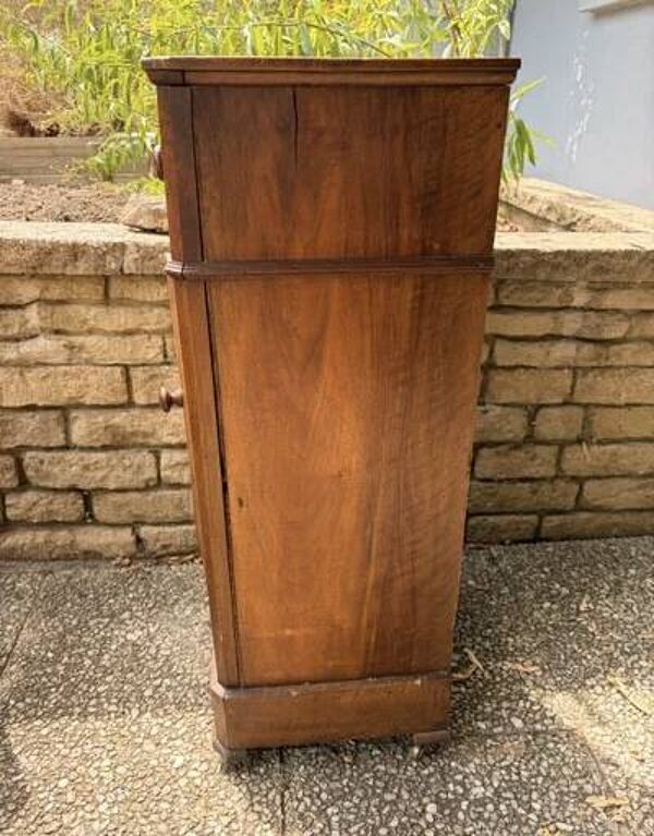 Chevet ancien en bois massif / petit meuble d’appoint