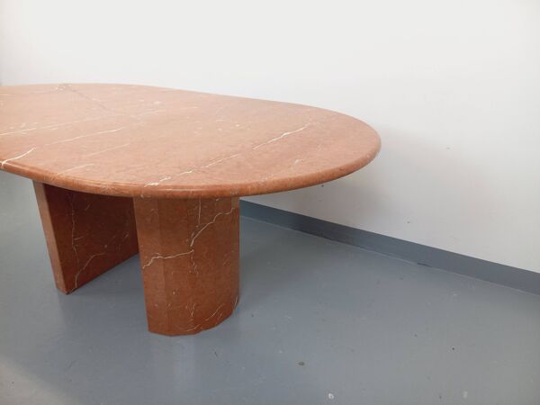 Table à manger ovale vintage en marbre rose des années 70 80