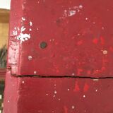 Painter red/bordeaux stool