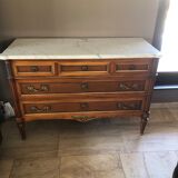 Chest of drawers
