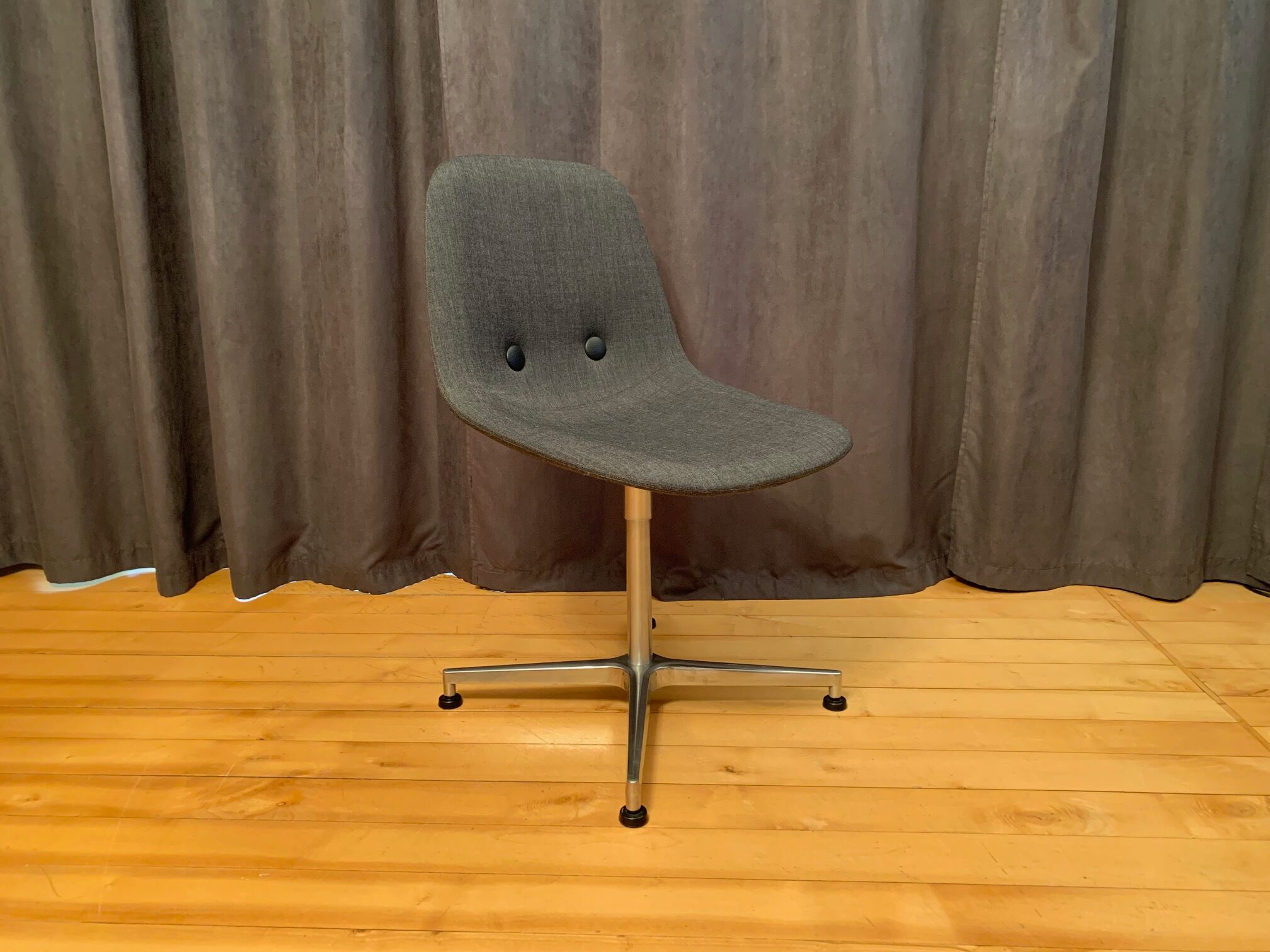 Eyes EJ 2-XU armchair, designed by Johannes Foersom & Peter Hiort-Lorenzen, Erik Jørgensen, Denmark.