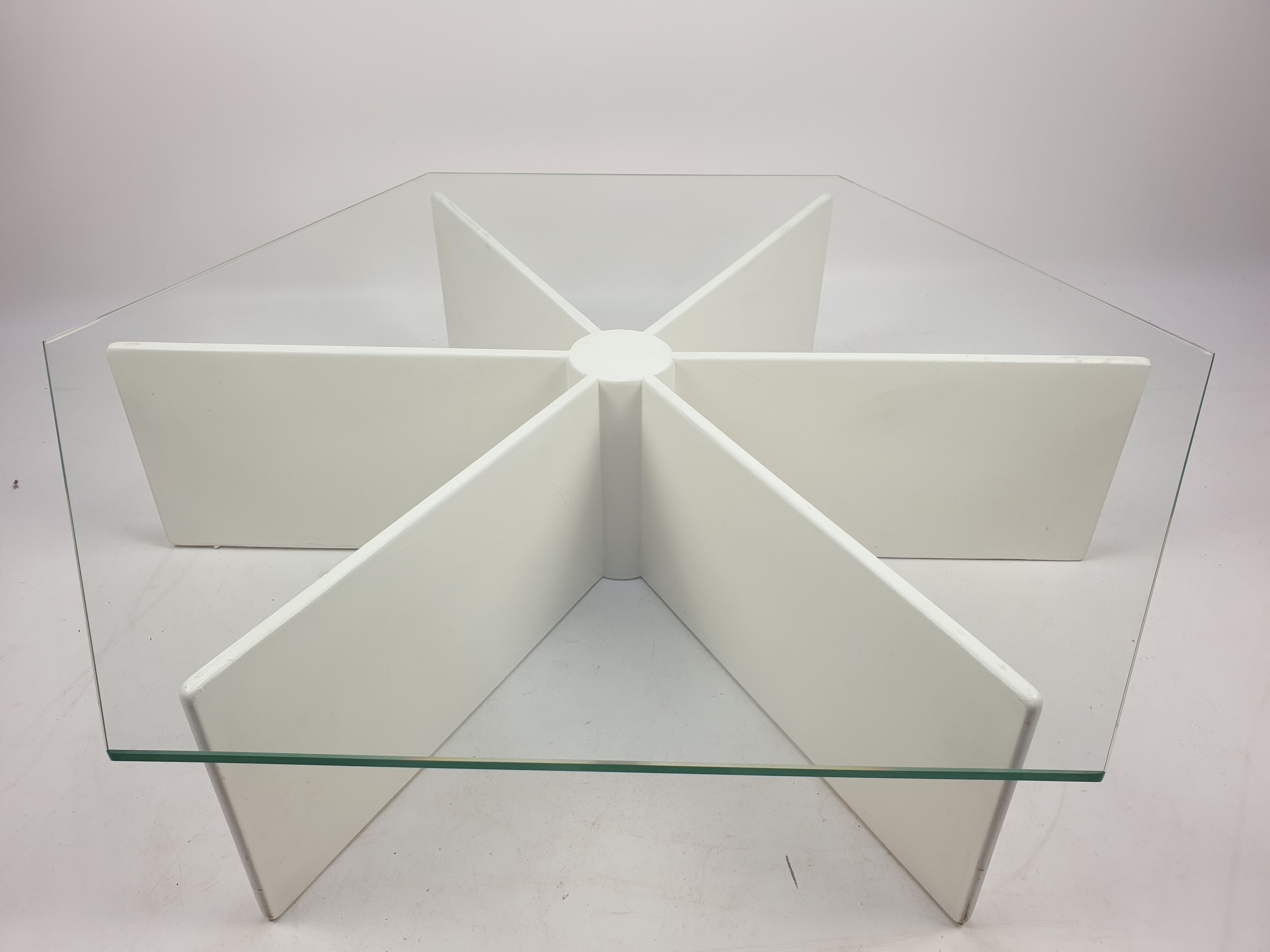 Spider Table model T878 by Pierre Paulin for Artifort 60's