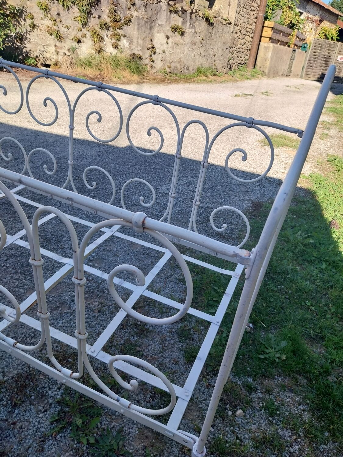 Wrought iron sofa bed