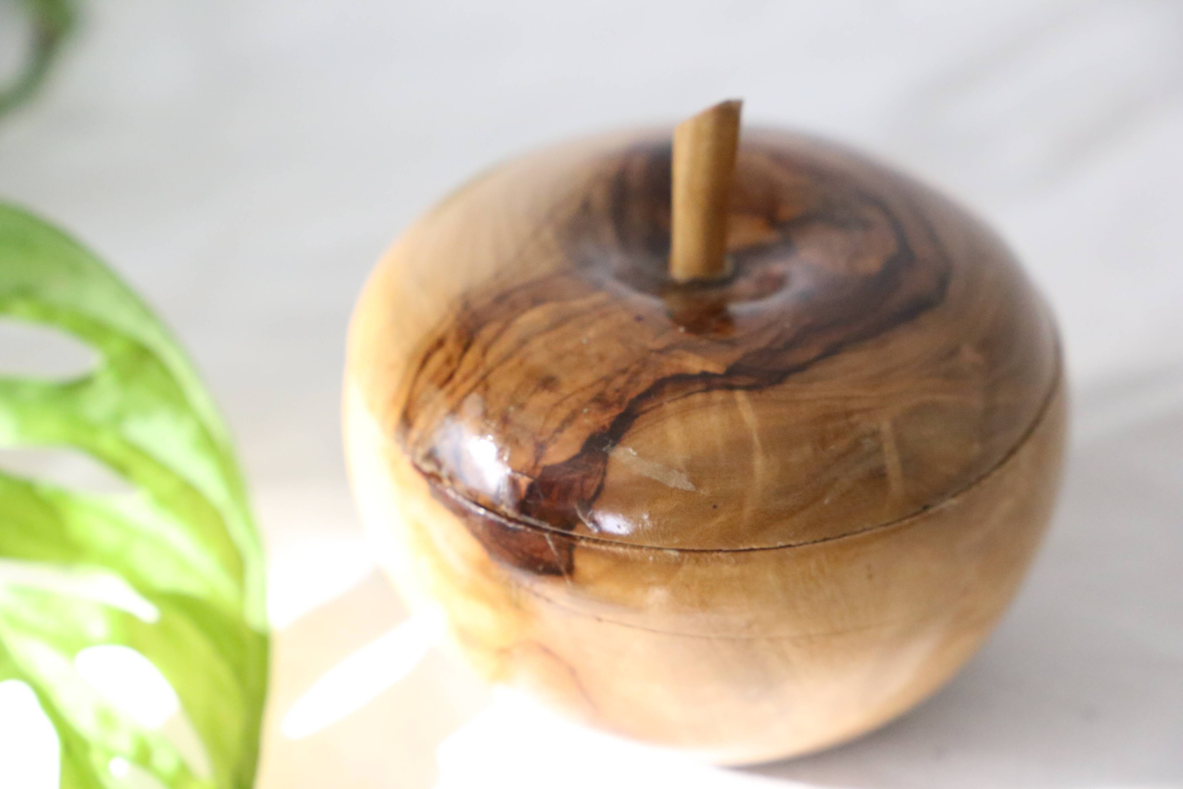 Wooden box, artisanal turning