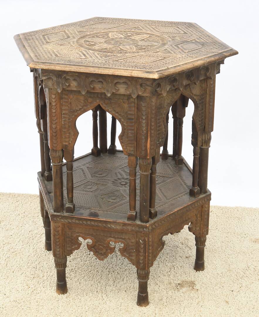 Eastern pedestal table