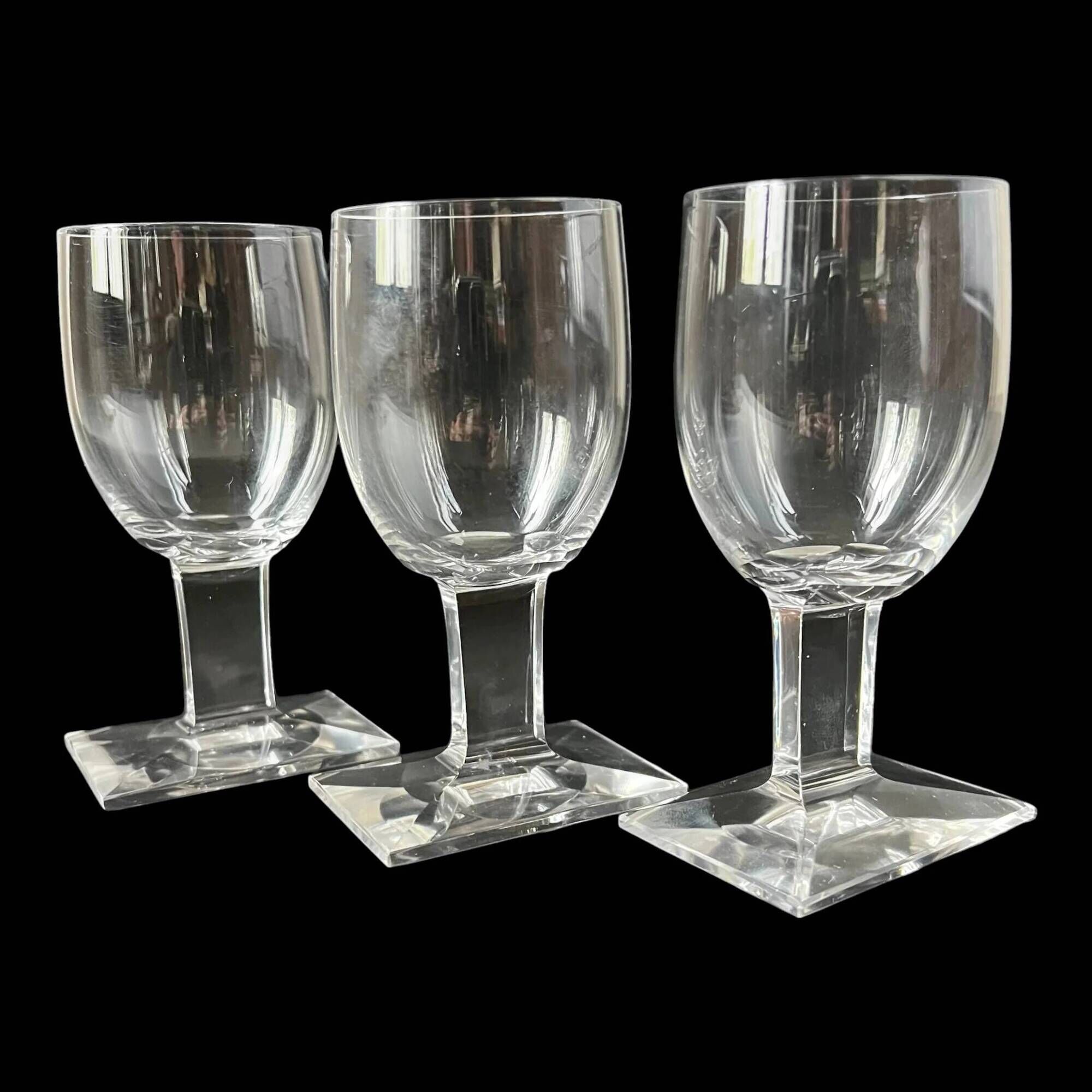 Set of 3 Art Deco crystal stemmed glasses - Bevelled rectangular base from the 1930s.