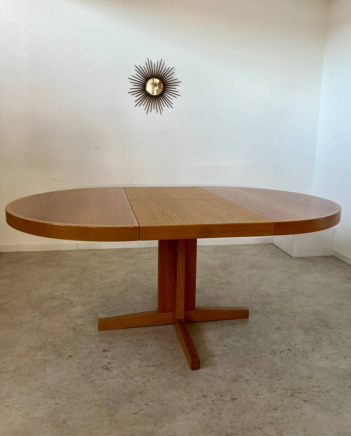 Vintage 70s Scandinavian design oak extendable table