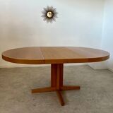 Vintage 70s Scandinavian design oak extendable table