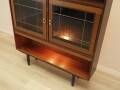 Vitrine en chêne danois avec éclairage et étagères réglables, années 1960.