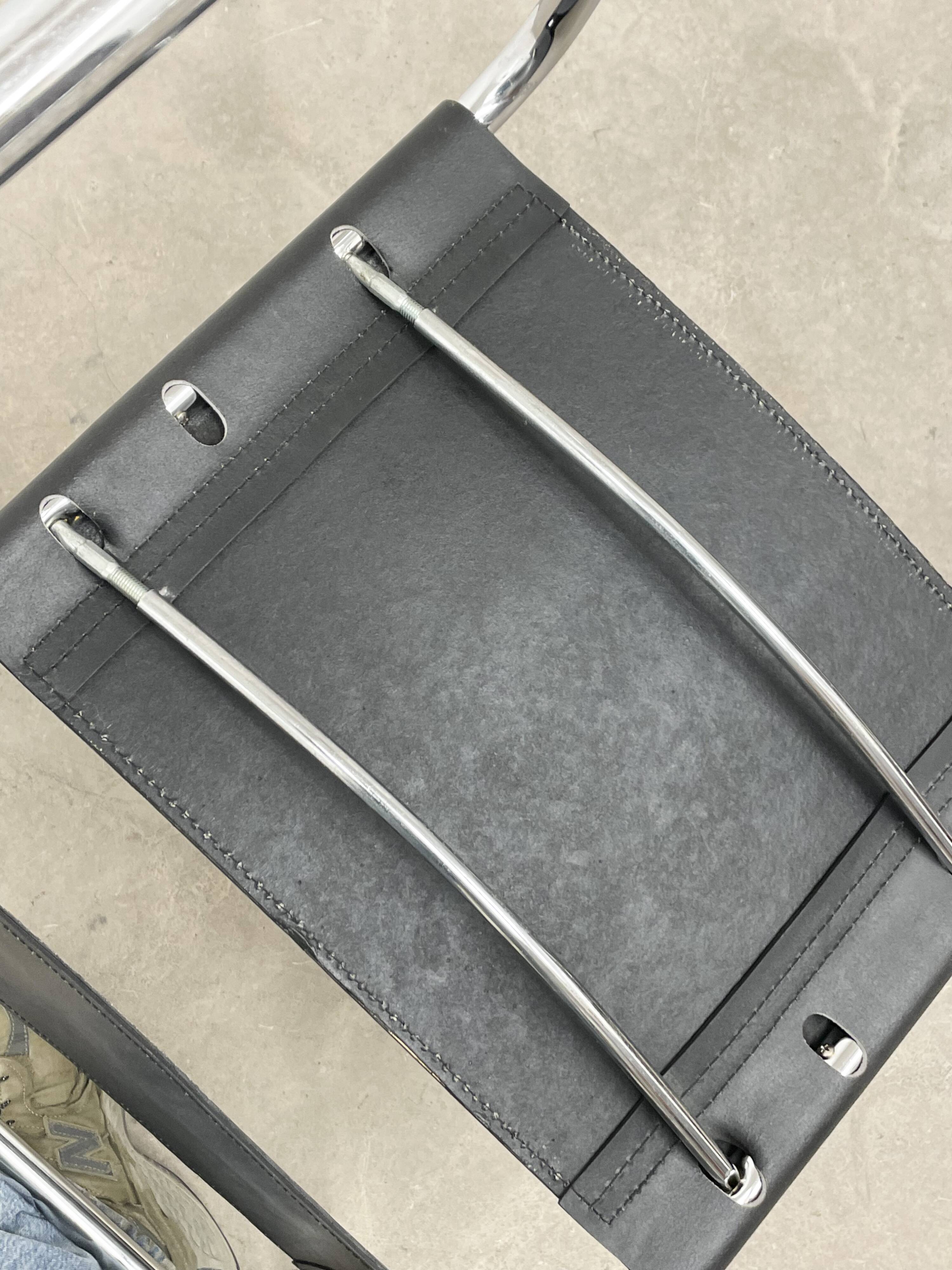 S33 Mart Stam chair replica