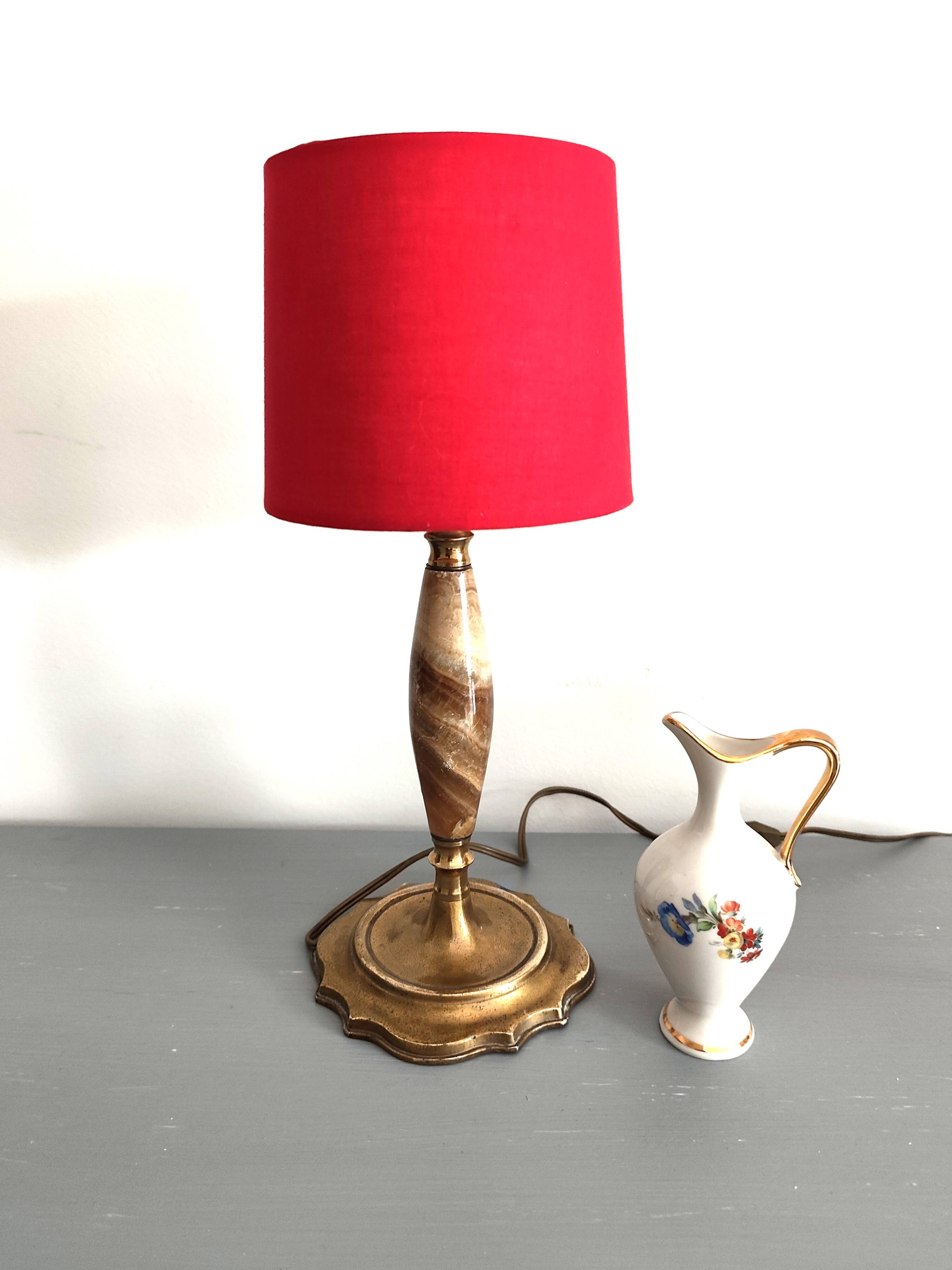 Art Nouveau lamp in alabaster and gilded metal