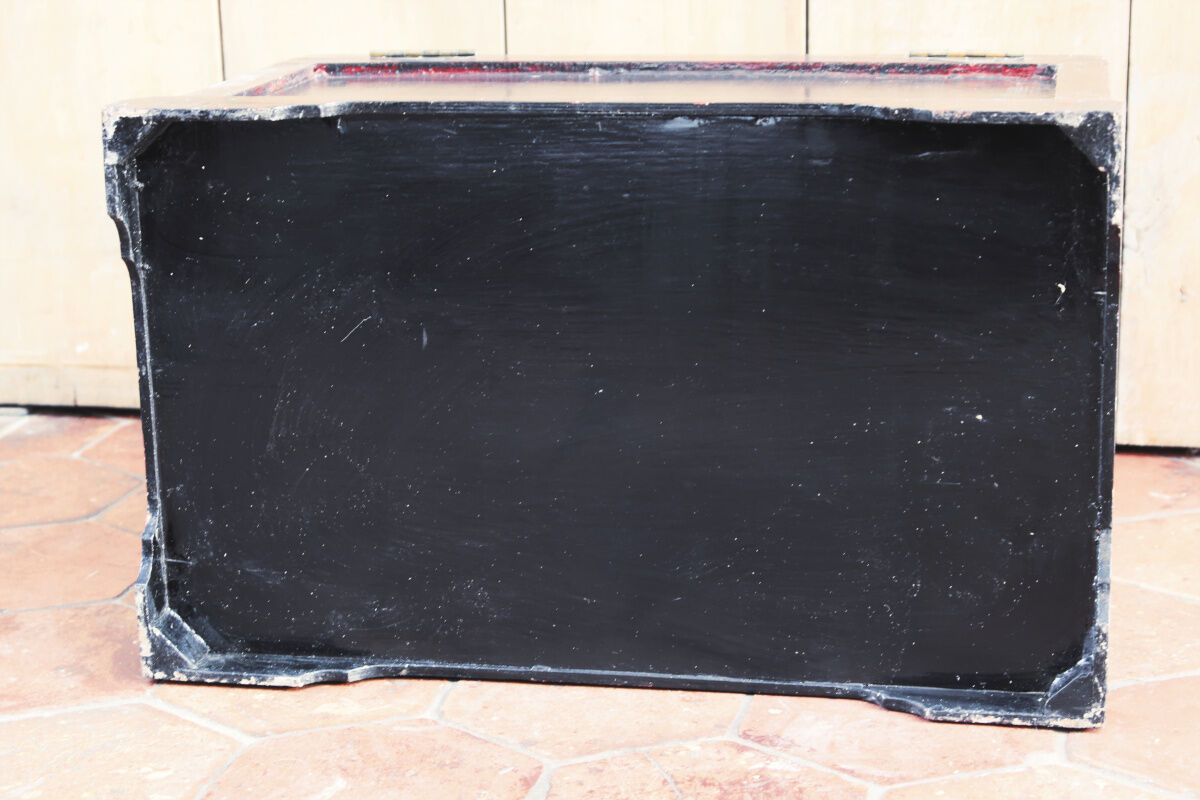 Lacquered wood chest, Napoleon III style