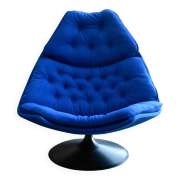 Artifort F588 chair