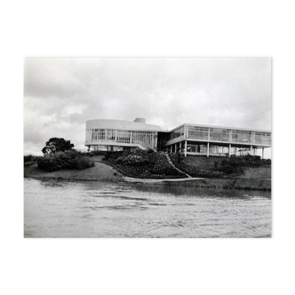 Vintage photograph of the Pampulha casino, by Oscar Niemeyer