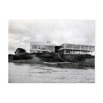 Photographie vintage du casino de Pampulha oeuvre d'Oscar Niemeyer