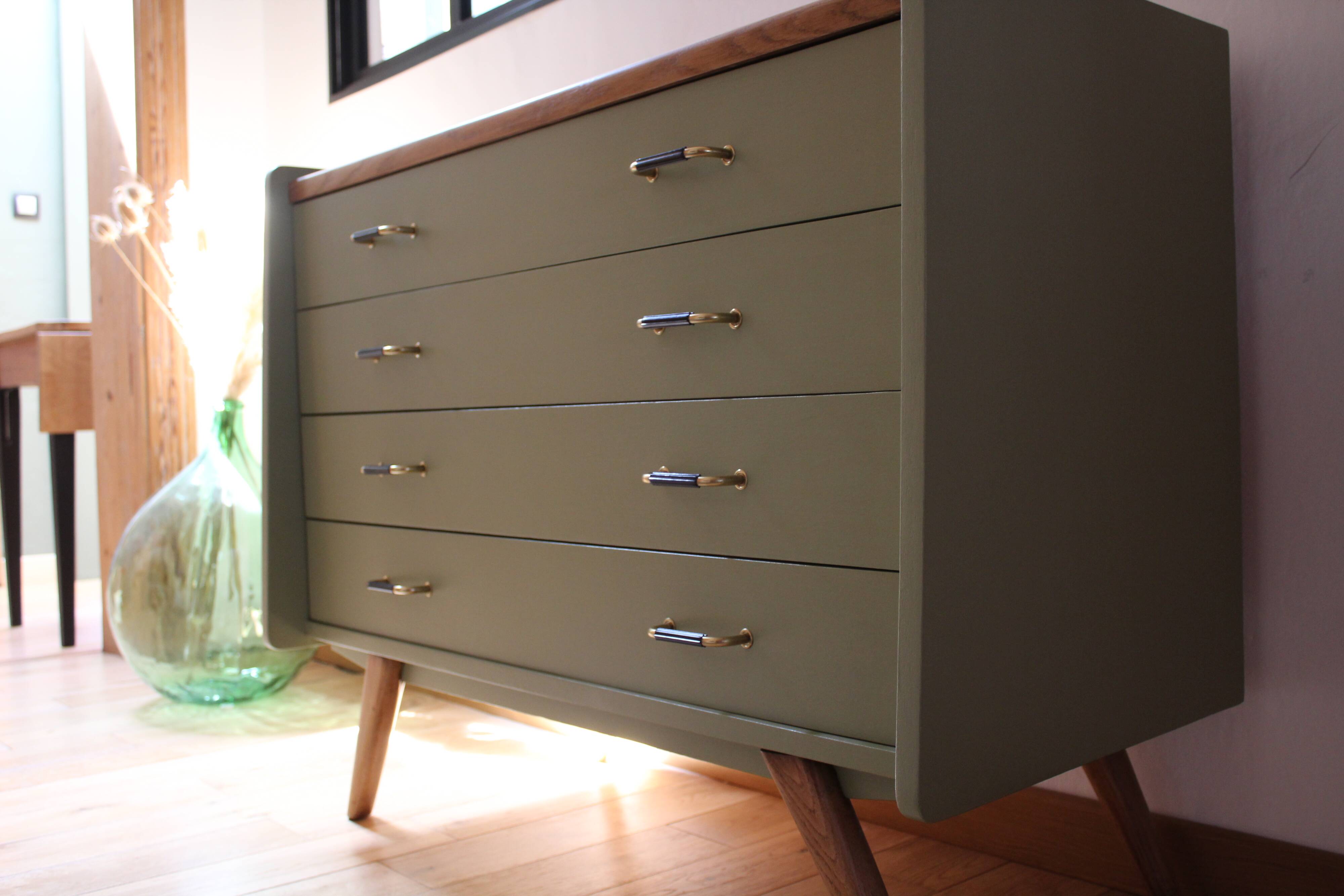 Commode vintage