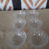 Set of 6 ramekins cup bowls vintage glass cups