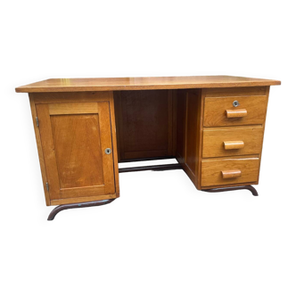 Schoolmaster's office