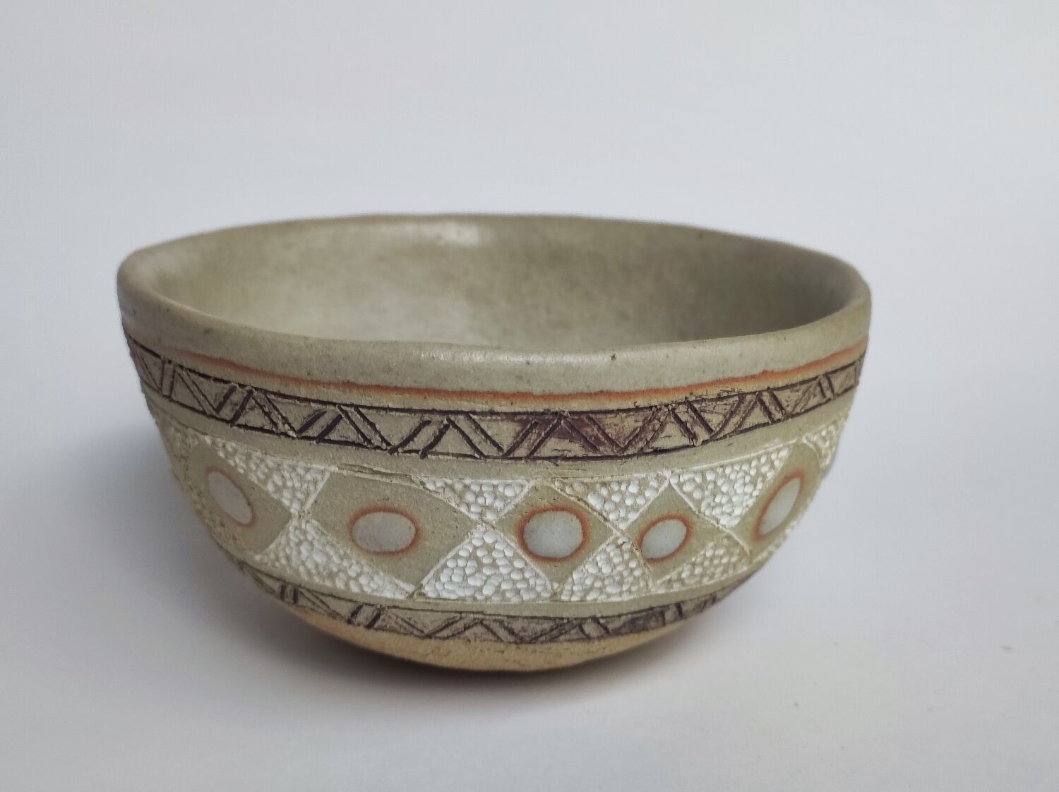 Sandstone bowl Laure Thibault
