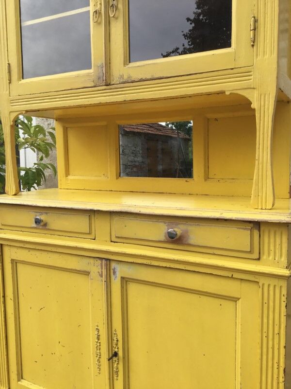 Yellow Parisian glass cabinet